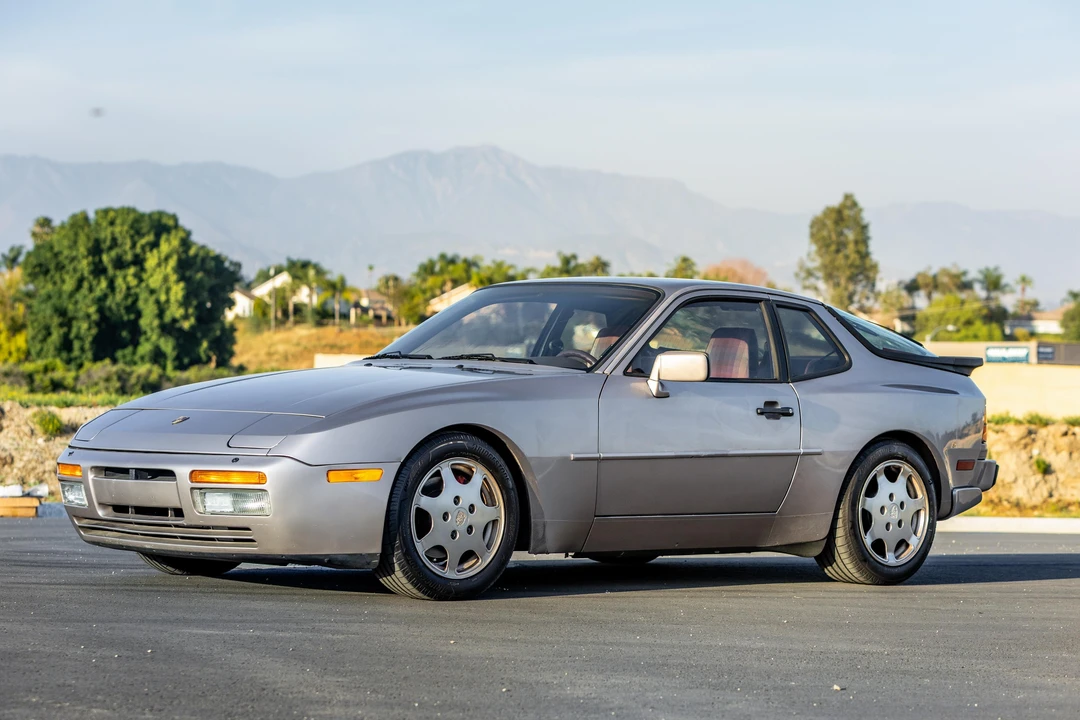 1988 Porsche 944 Turbo - Image 7 of 31