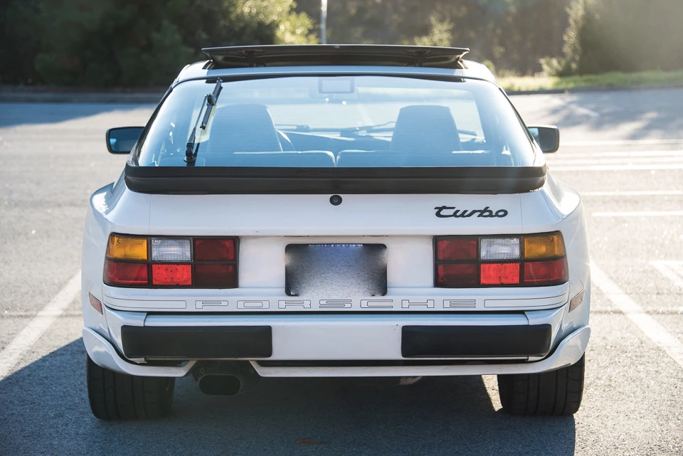 1988 Porsche 944 Turbo - Image 8 of 31