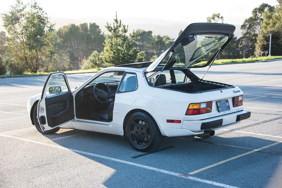 1988 Porsche 944 Turbo - Image 16 of 31