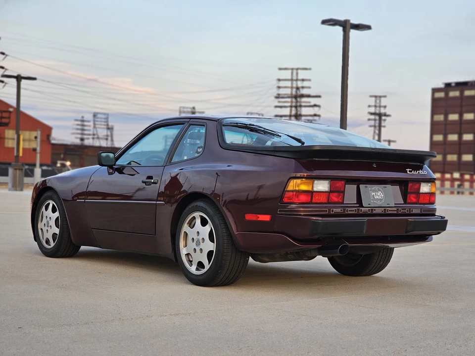 1988 Porsche 944 Turbo S - Image 29 of 31