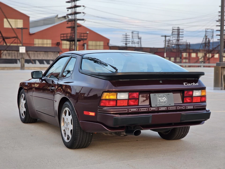 1988 Porsche 944 Turbo S - Image 30 of 31