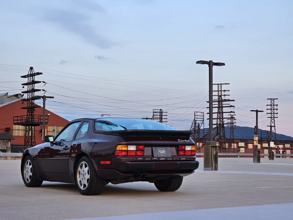 1988 Porsche 944 Turbo S - Image 28 of 31