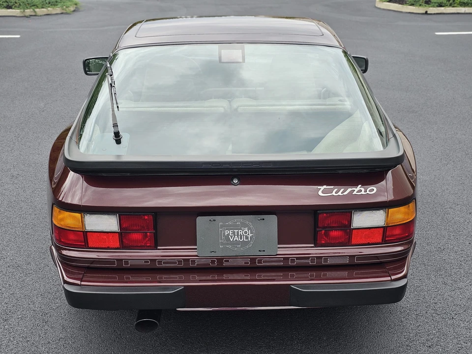 1988 Porsche 944 Turbo S - Image 15 of 31