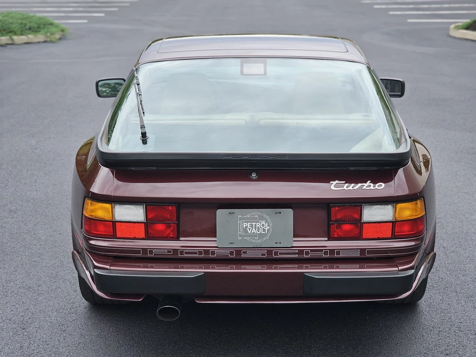 1988 Porsche 944 Turbo S - Image 16 of 31