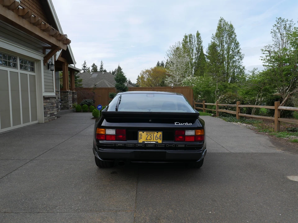 1988 Porsche 944 Turbo - Image 8 of 31