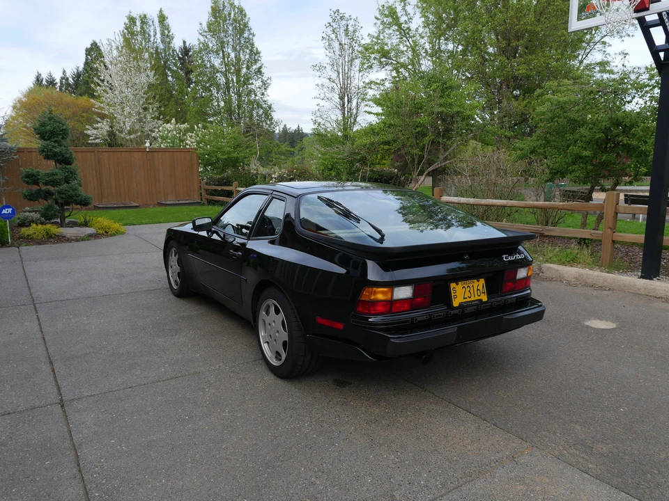 1988 Porsche 944 Turbo - Image 9 of 31