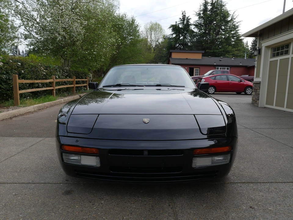 1988 Porsche 944 Turbo - Image 13 of 31