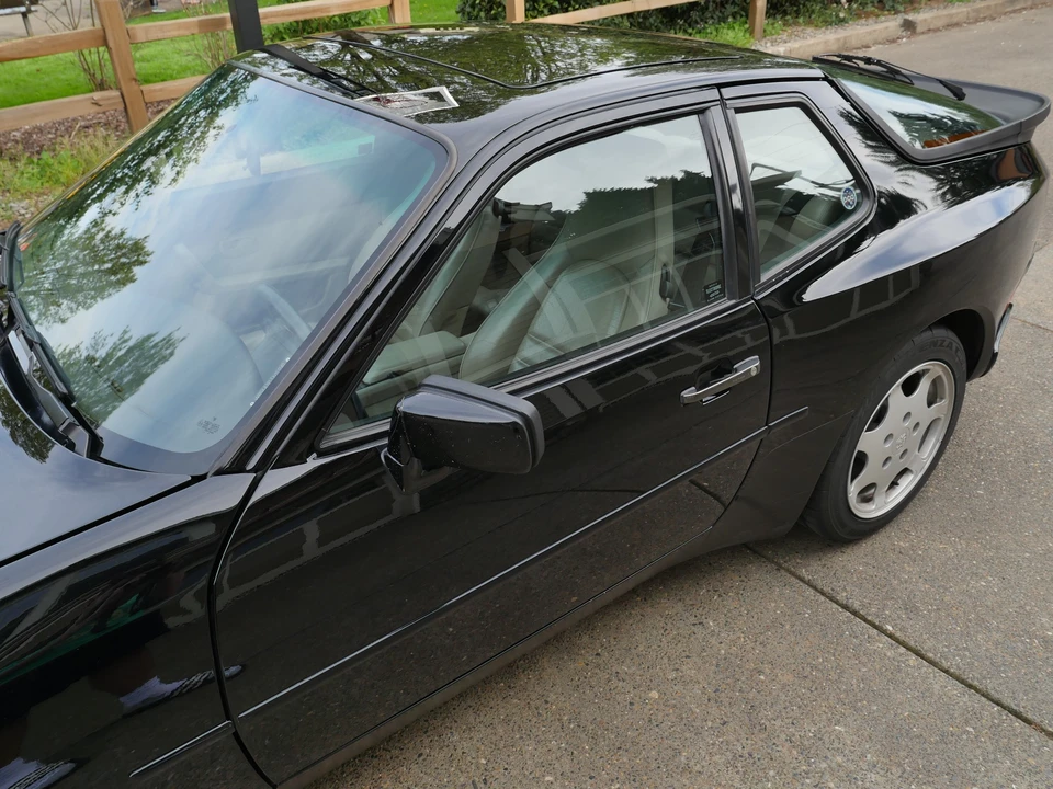 1988 Porsche 944 Turbo - Image 24 of 31