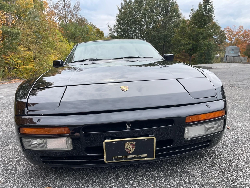 1988 Porsche 944 Turbo - Image 10 of 31