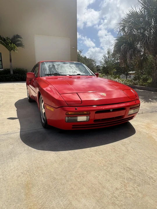 1988 Porsche 944 Turbo - Image 10 of 31
