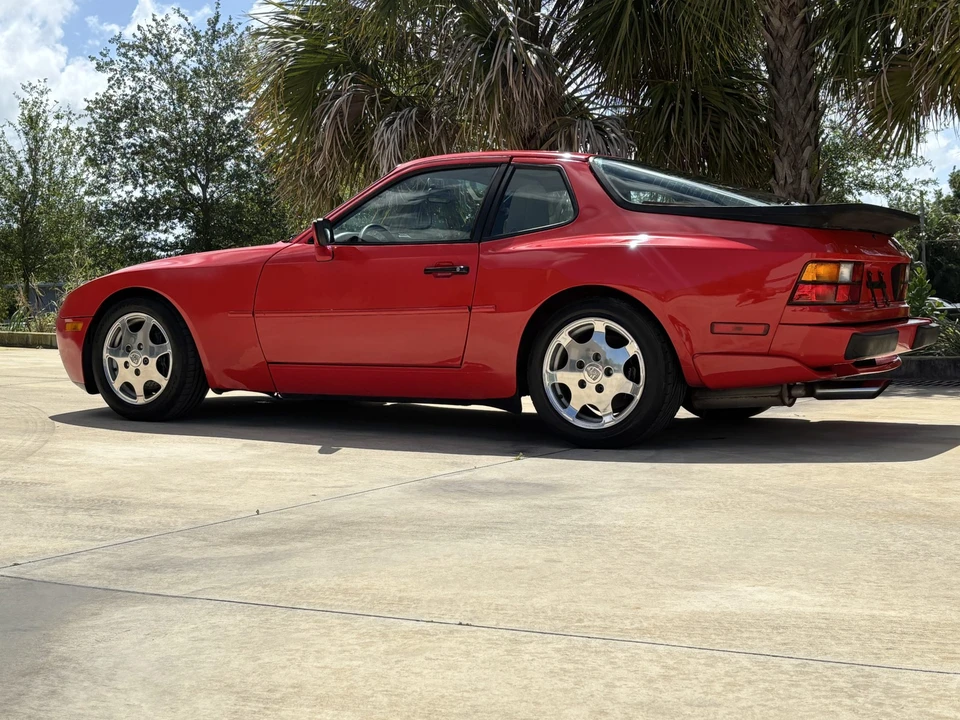 1988 Porsche 944 Turbo - Image 5 of 31