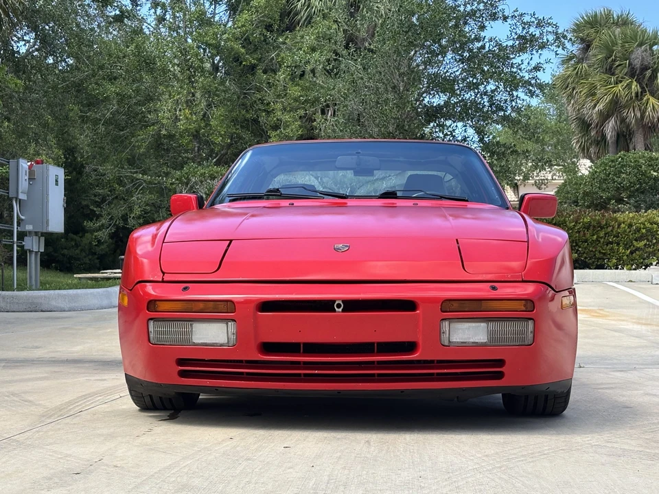 1988 Porsche 944 Turbo - Image 11 of 31