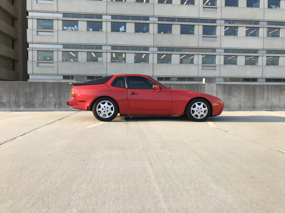 1988 Porsche 944 Turbo - Image 12 of 31