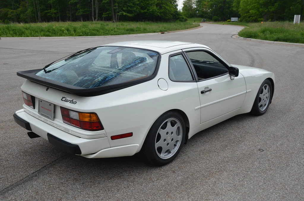 1988 Porsche 944 Turbo - Image 2 of 31