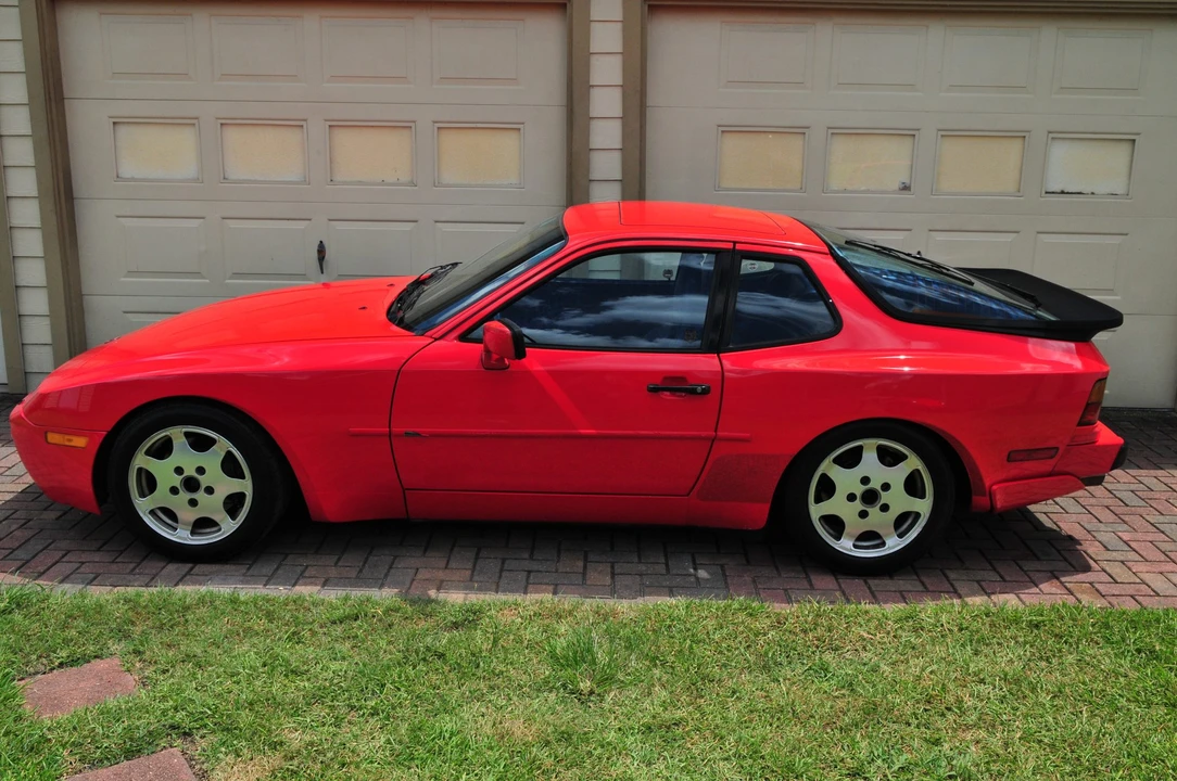 1988 Porsche 944 Turbo - Image 3 of 31