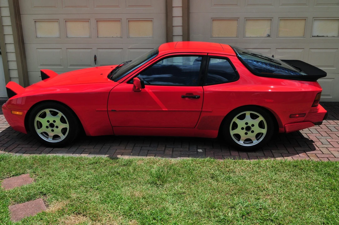 1988 Porsche 944 Turbo - Image 23 of 31