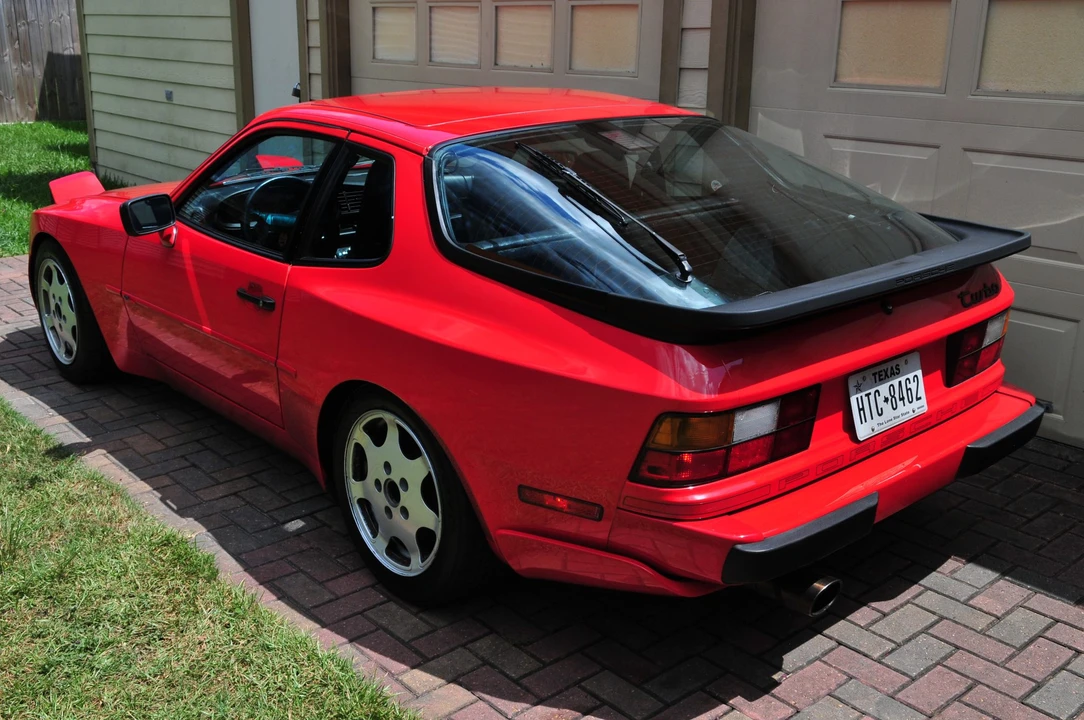 1988 Porsche 944 Turbo - Image 6 of 31