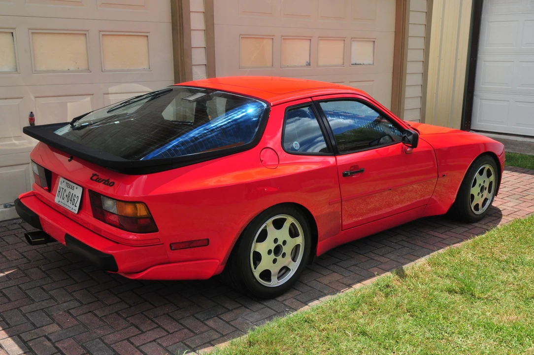 1988 Porsche 944 Turbo - Image 12 of 31