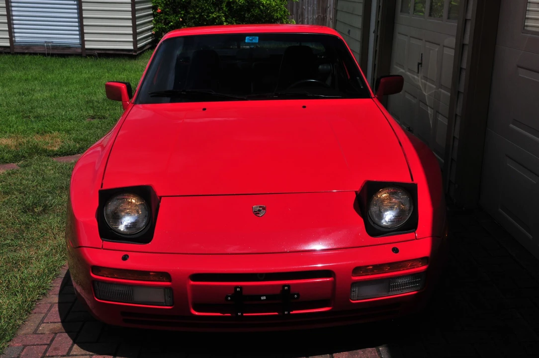 1988 Porsche 944 Turbo - Image 28 of 31