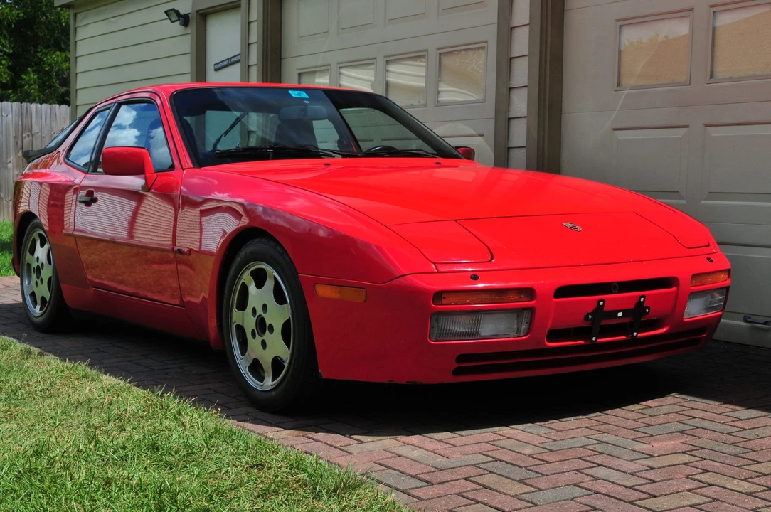 1988 Porsche 944 Turbo - Image 16 of 31