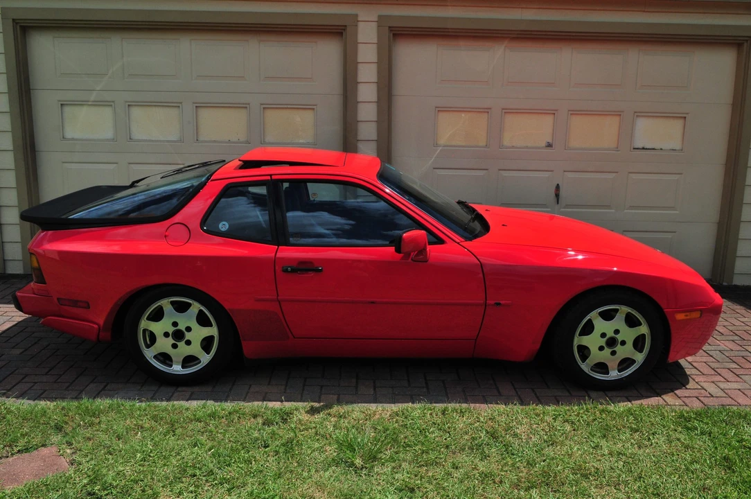 1988 Porsche 944 Turbo - Image 15 of 31