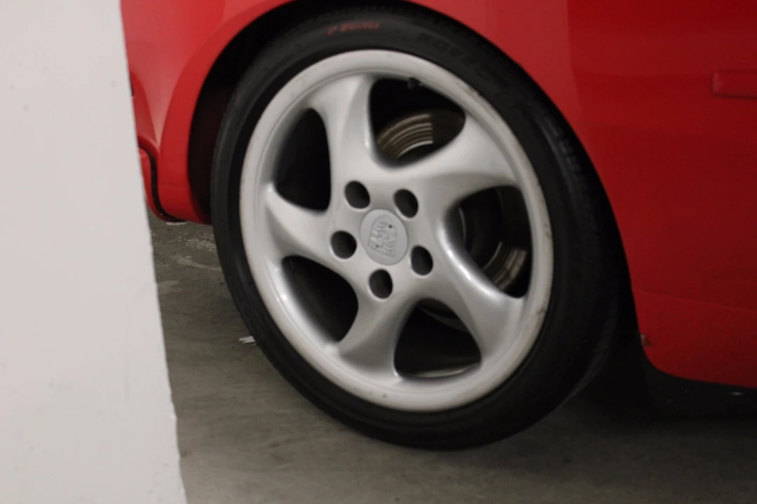 1988 Porsche 944 Turbo - Image 15 of 31