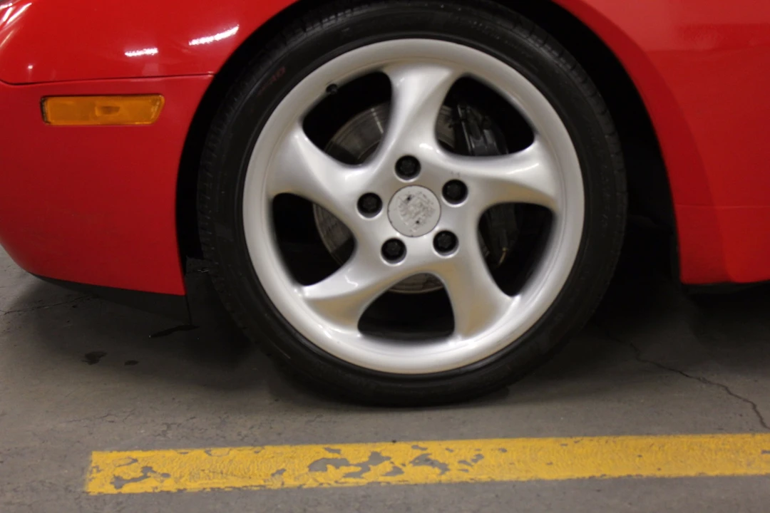 1988 Porsche 944 Turbo - Image 16 of 31
