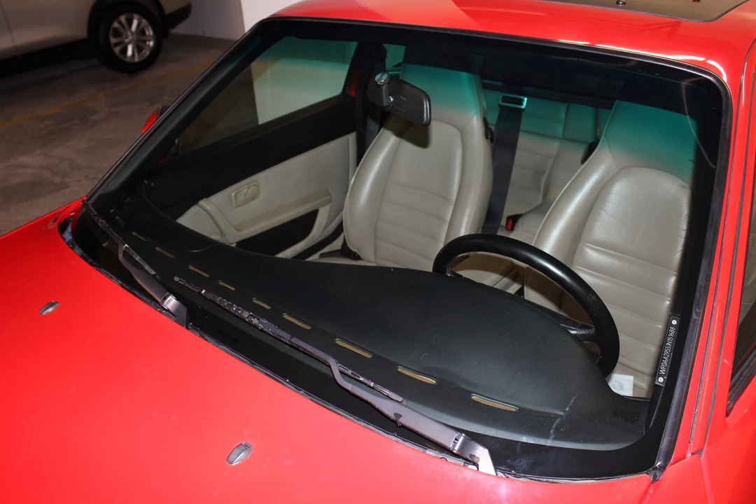 1988 Porsche 944 Turbo - Image 13 of 31