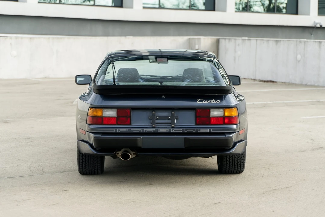 1988 Porsche 944 Turbo - Image 8 of 31