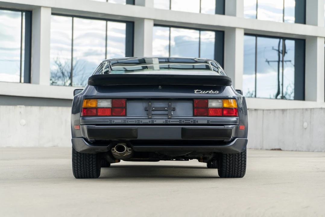 1988 Porsche 944 Turbo - Image 10 of 31