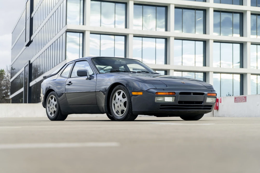 1988 Porsche 944 Turbo - Image 16 of 31