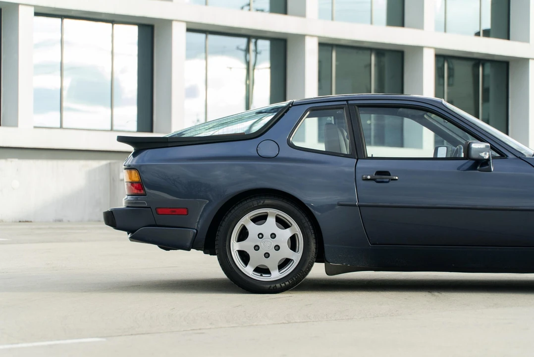 1988 Porsche 944 Turbo - Image 30 of 31