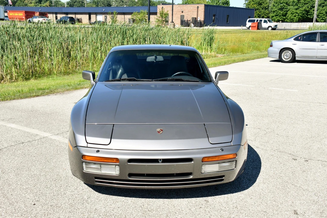 1988 Porsche 944 Turbo - Image 25 of 31