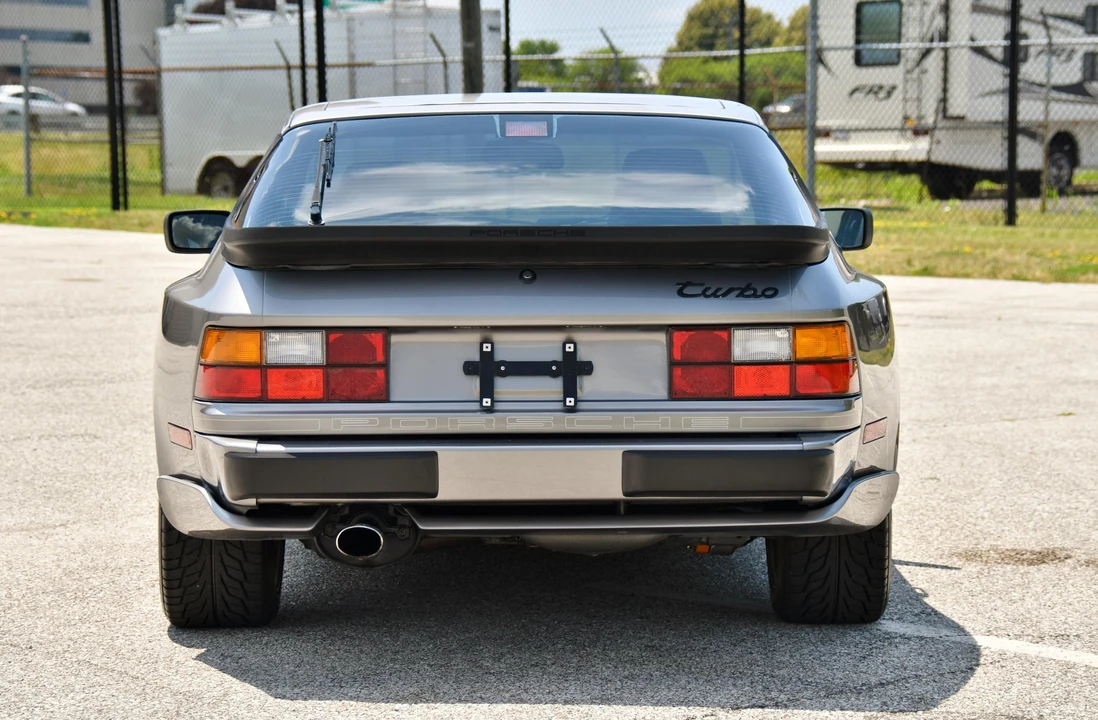 1988 Porsche 944 Turbo - Image 12 of 31