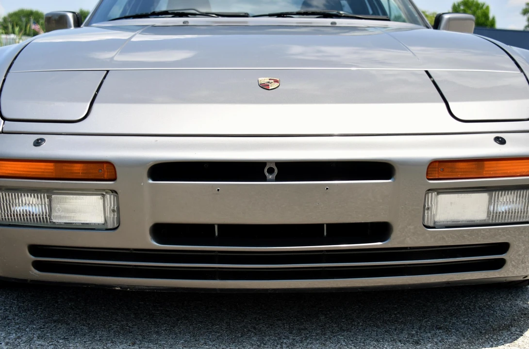 1988 Porsche 944 Turbo - Image 28 of 31
