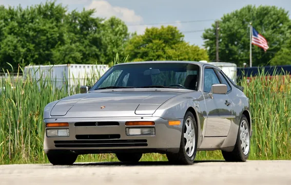 1988 Porsche 944 Turbo - Image 2 of 31