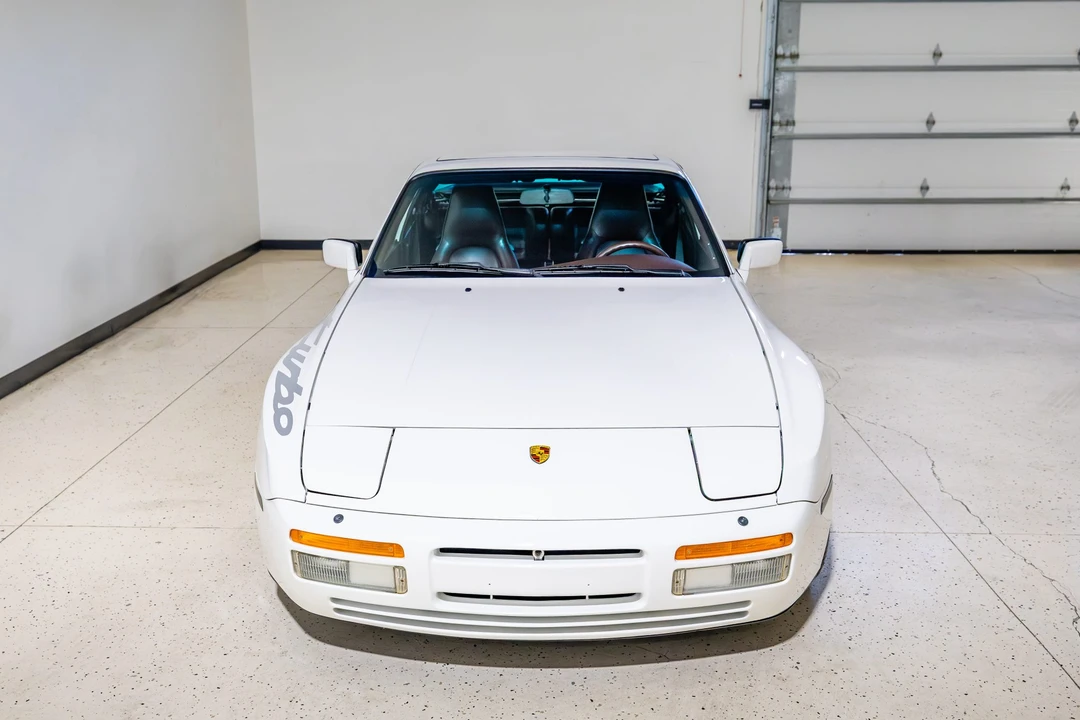 1988 Porsche 944 Turbo - Image 14 of 31