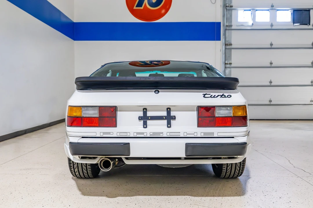 1988 Porsche 944 Turbo - Image 25 of 31