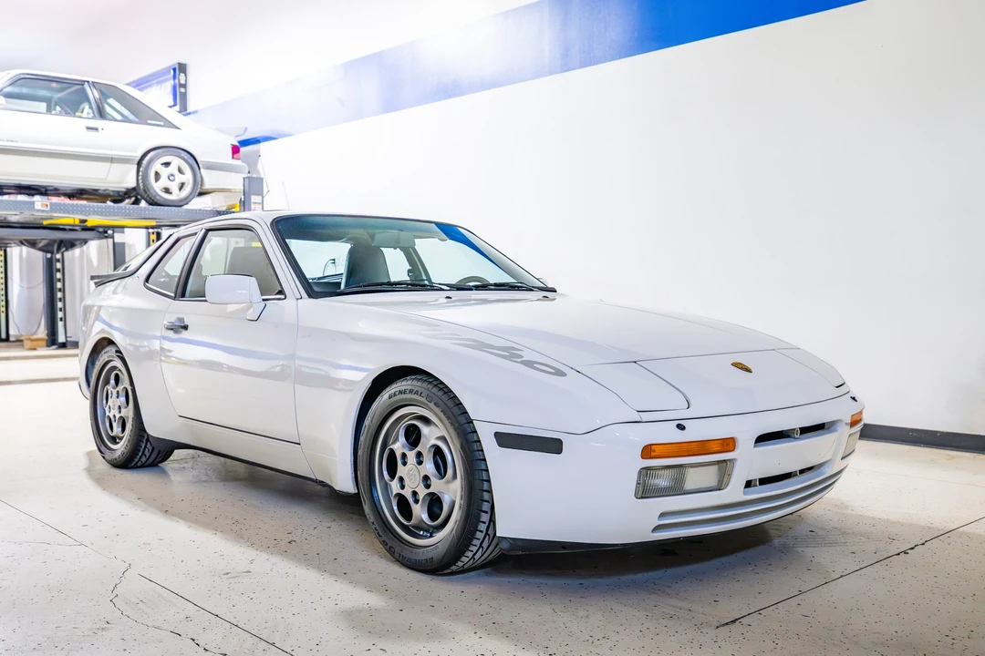 1988 Porsche 944 Turbo - Image 16 of 31