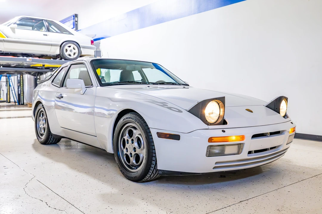 1988 Porsche 944 Turbo - Image 17 of 31