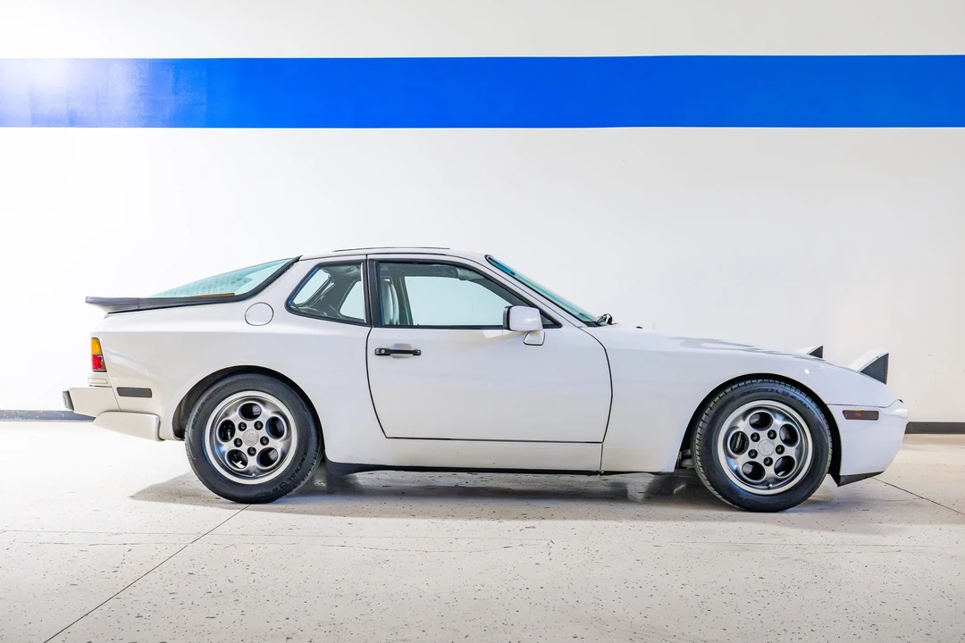 1988 Porsche 944 Turbo - Image 21 of 31