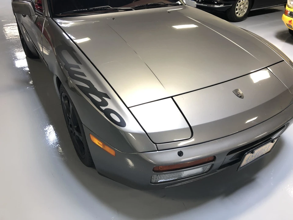 1988 Porsche 944 Turbo - Image 20 of 31
