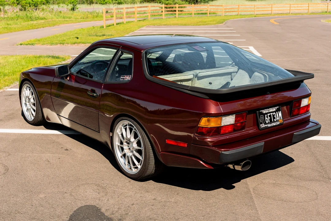 1988 Porsche 944 Turbo S - Image 18 of 31