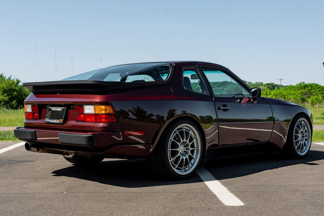 1988 Porsche 944 Turbo S - Image 12 of 31