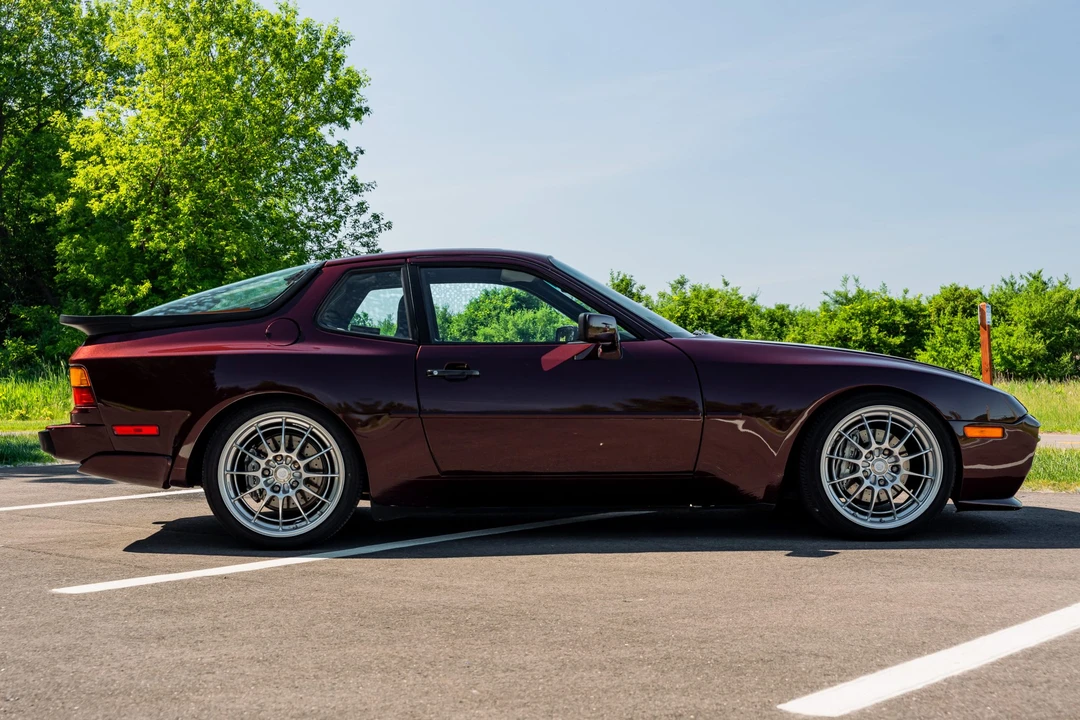 1988 Porsche 944 Turbo S - Image 11 of 31