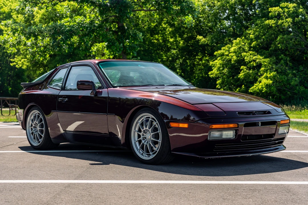 1988 Porsche 944 Turbo S - Image 9 of 31