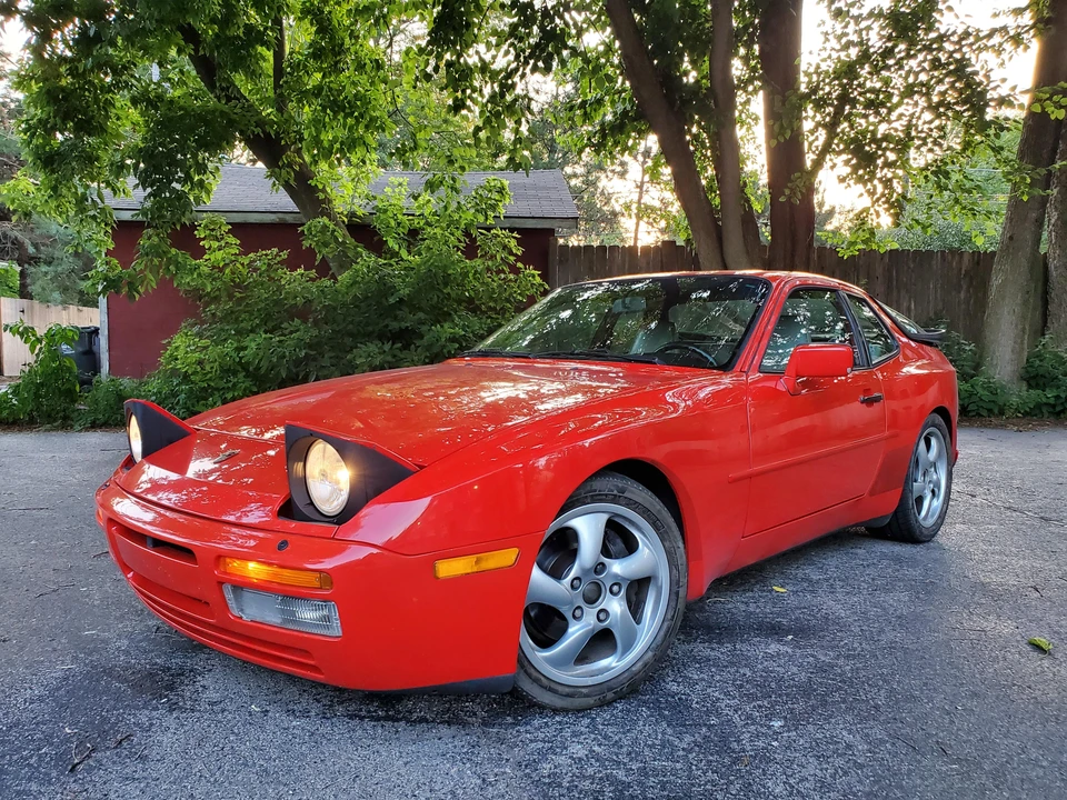 1988 Porsche 944 Turbo - Image 10 of 31