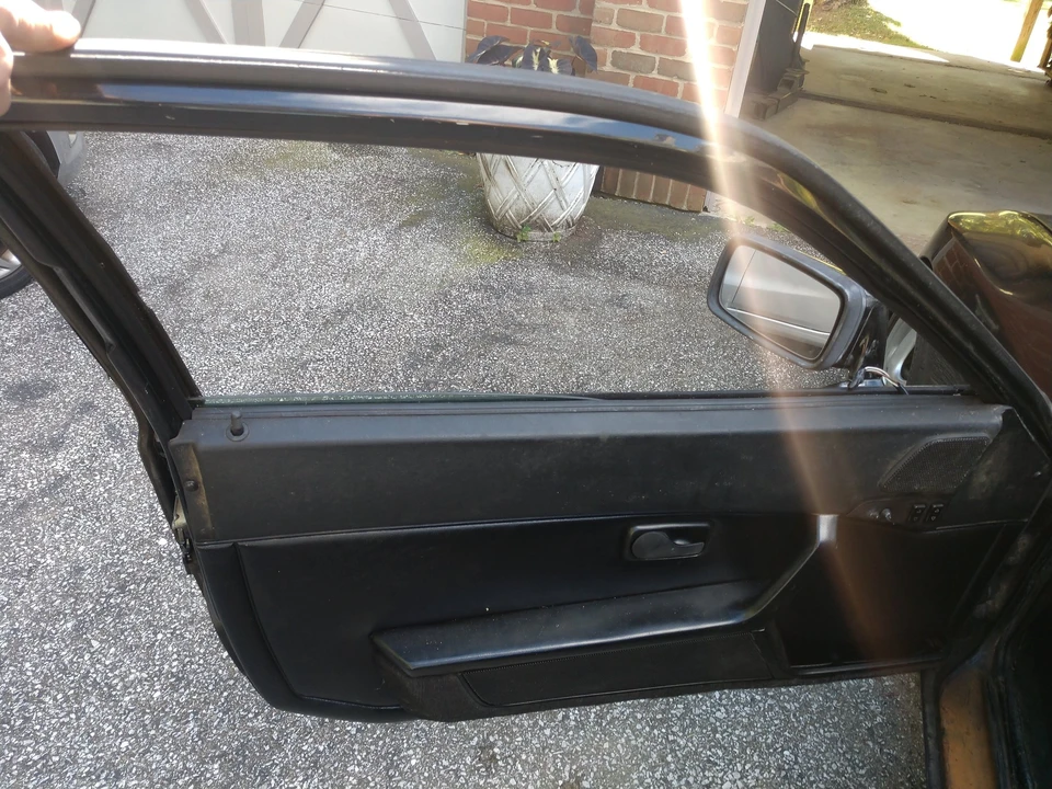 1988 Porsche 944 Turbo - Image 26 of 31