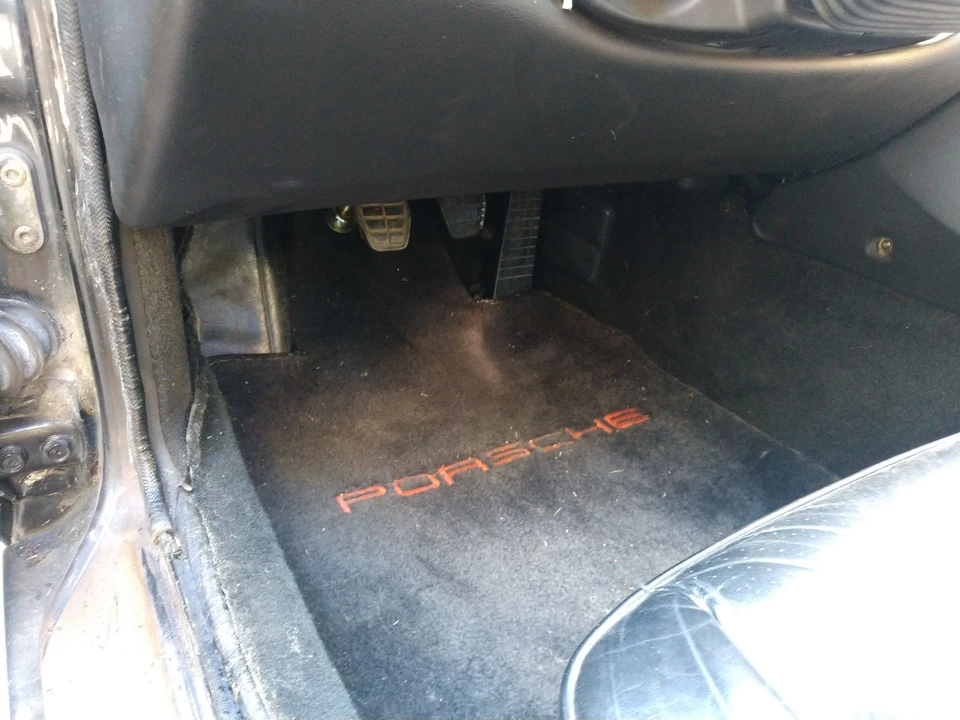 1988 Porsche 944 Turbo - Image 30 of 31