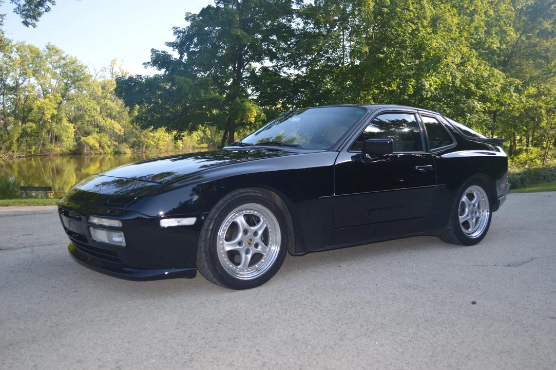 1988 Porsche 944 Turbo - Image 6 of 31